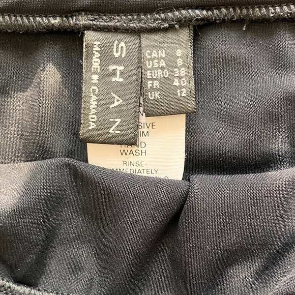 SHAN BLACK BIKINI SET WITH GROMMETS - Picture 13 of 16